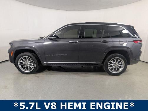 2022 Jeep Grand Cherokee Summit