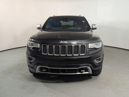 Brilliant Black Crystal Pearlcoat 2016 Jeep Grand Cherokee Overland