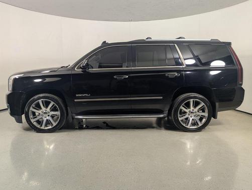 Onyx Black 2017 GMC Yukon Denali
