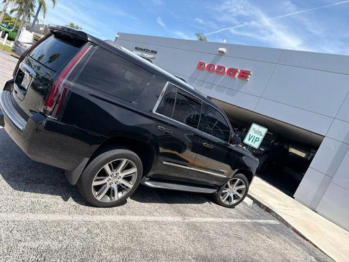 Onyx Black 2017 GMC Yukon Denali