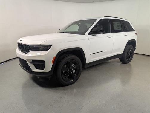 2025 Jeep Grand Cherokee Altitude