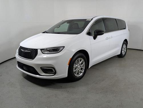 2026 Chrysler Pacifica L