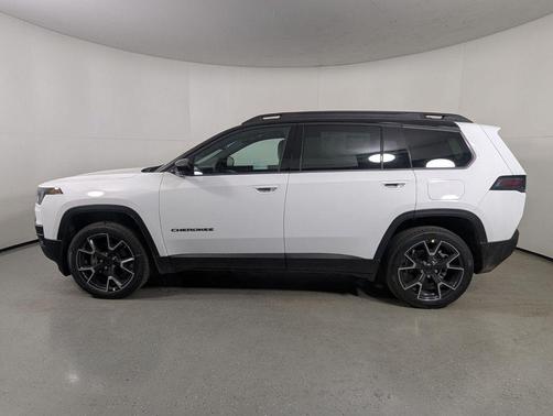 2026 Jeep Cherokee Overland