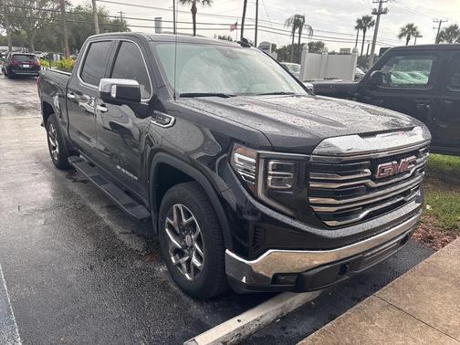 2022 GMC Sierra 1500 SLT