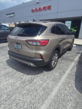 2021 Ford Escape SEL