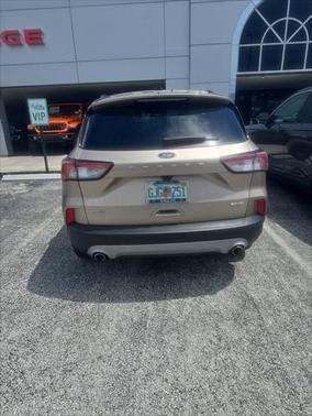 2021 Ford Escape SEL