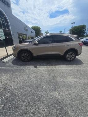 2021 Ford Escape SEL