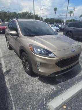 2021 Ford Escape SEL