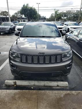 2019 Jeep Grand Cherokee Altitude