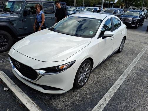 2022 Mazda Mazda3 FWD w/Select Package