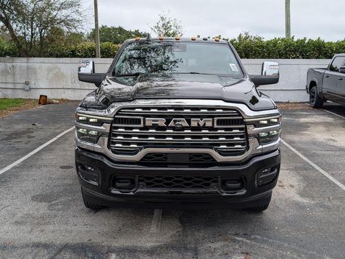 Diamond Black Crystal Pearlcoat 2026 RAM 3500 Longhorn