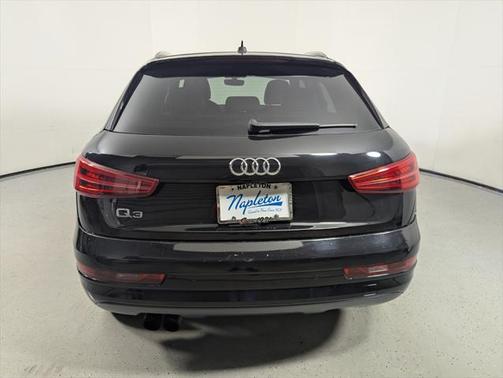 2017 Audi Q3 2.0T Premium Plus