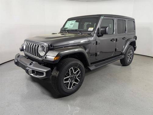 2025 Jeep Wrangler 4-Door Sahara 4x4
