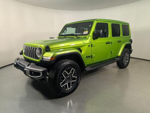 2026 Jeep Wrangler 4-Door Sahara 4x4