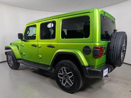 2026 Jeep Wrangler 4-Door Sahara 4x4