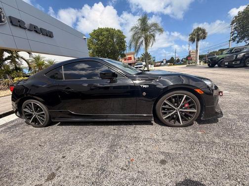 Raven 2019 Toyota 86 TRD SE