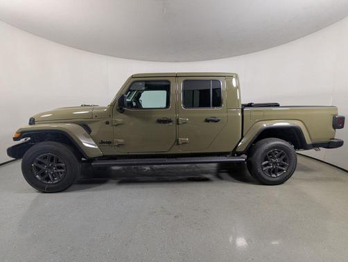2026 Jeep Gladiator Sport S
