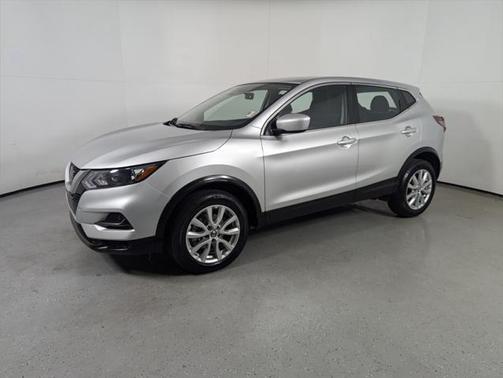 2022 Nissan Rogue Sport S