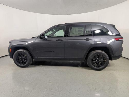 2026 Jeep Grand Cherokee Altitude