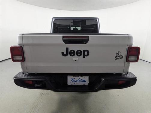 2021 Jeep Gladiator Willys 4x4