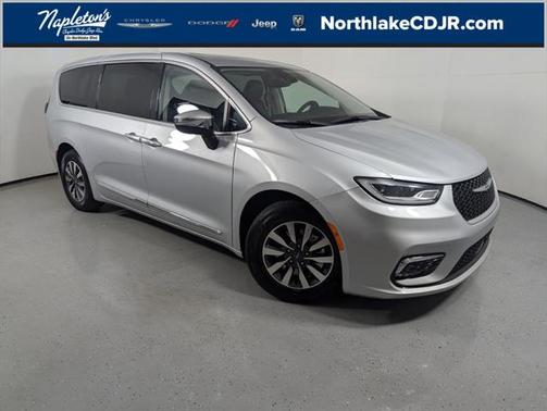 2023 Chrysler Pacifica Hybrid Limited