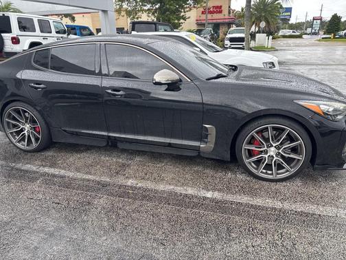2020 Kia Stinger GT2