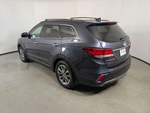 2018 Hyundai SANTA FE SE