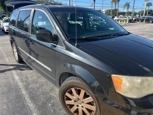 2012 Dodge Grand Caravan Crew