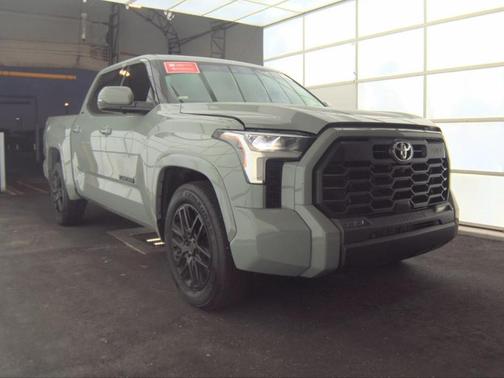 Lunar 2023 Toyota Tundra SR5