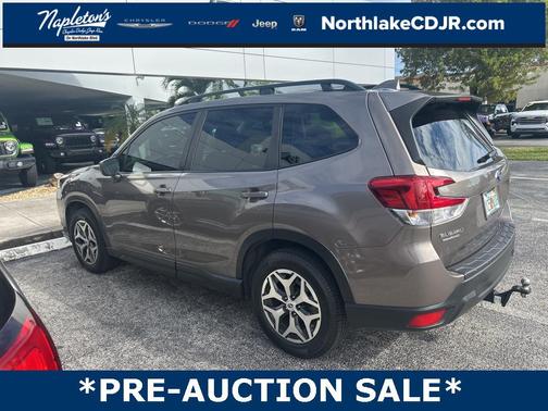 2023 Subaru Forester Premium