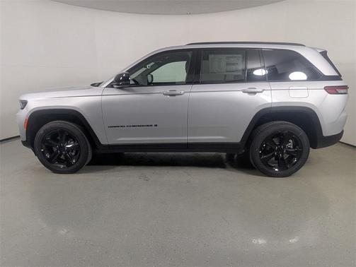 2025 Jeep Grand Cherokee Altitude