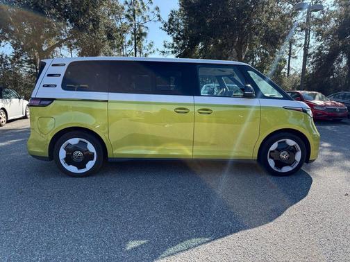 2025 Volkswagen ID. Buzz 1st Edition with 4MOTION