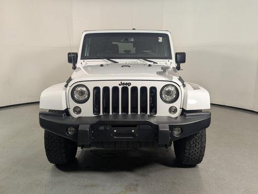 Bright White Clearcoat 2017 Jeep Wrangler Winter 4x4