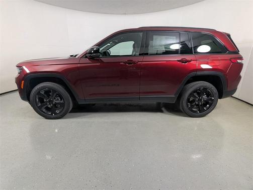 2025 Jeep Grand Cherokee Altitude