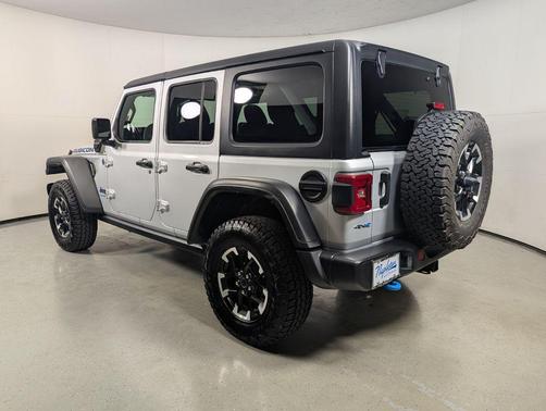 Silver Zynith Clearcoat 2024 Jeep Wrangler 4xe Rubicon
