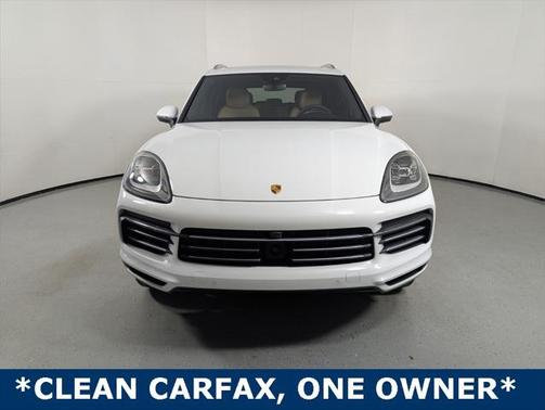 2022 Porsche Cayenne Base
