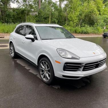 2022 Porsche Cayenne Base