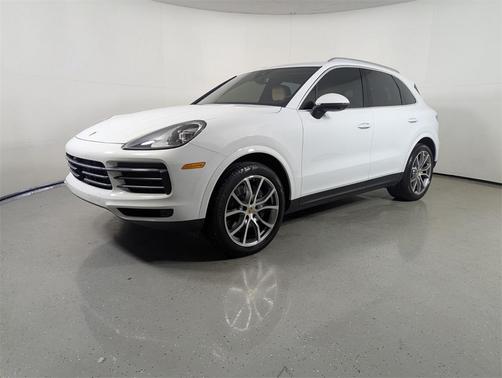 2022 Porsche Cayenne Base