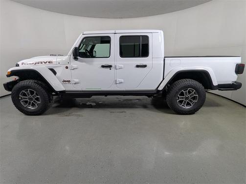 2026 Jeep Gladiator Mojave X 4x4