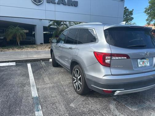 2021 Honda Pilot AWD Elite