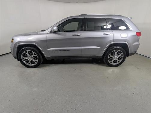 2018 Jeep Grand Cherokee Sterling Edition