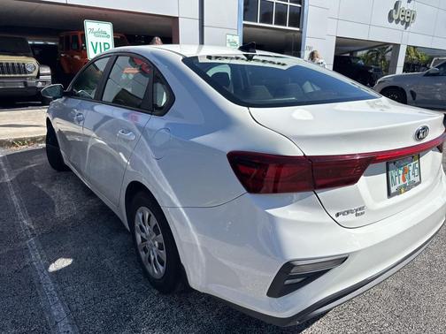 2021 Kia Forte FE