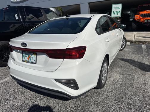 2021 Kia Forte FE