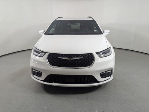 2022 Chrysler Pacifica Touring