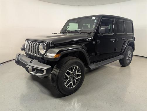 2025 Jeep Wrangler 4-Door Sahara 4x4