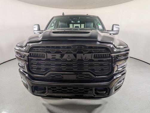 Diamond Black Crystal Pearlcoat 2026 RAM 2500 Limited Mega Cab 4x4 6'4' Box