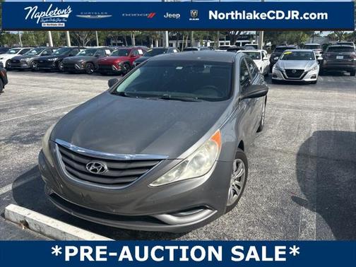 2013 Hyundai SONATA GLS