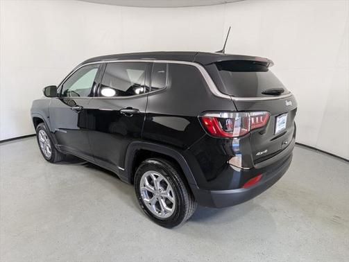 2024 Jeep Compass Sport
