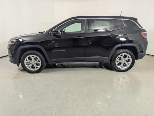 2024 Jeep Compass Sport