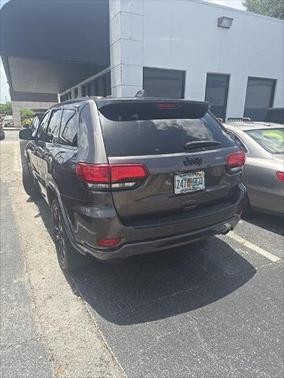 2019 Jeep Grand Cherokee Altitude